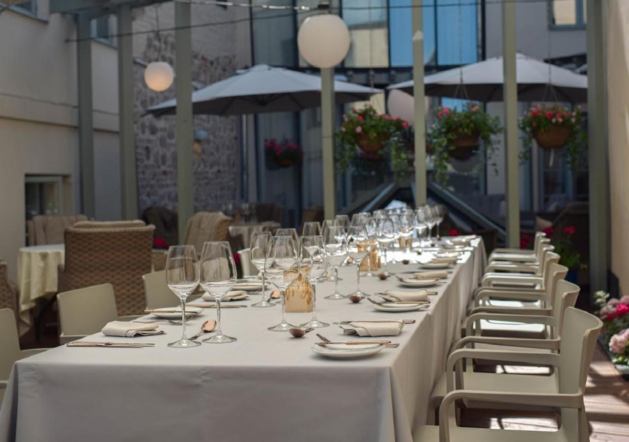 Antonius Hotel Тарту Экстерьер фото