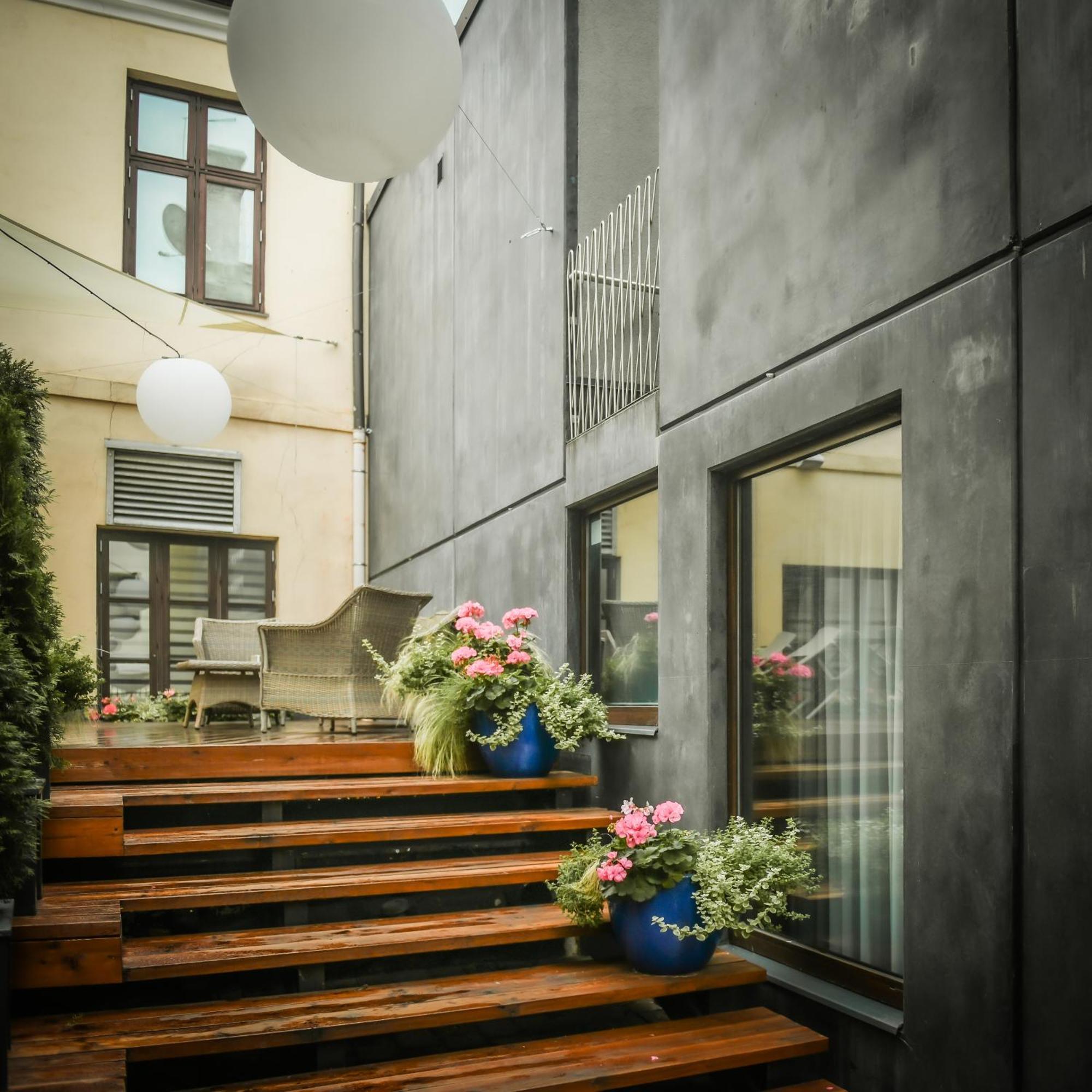 Antonius Hotel Тарту Экстерьер фото