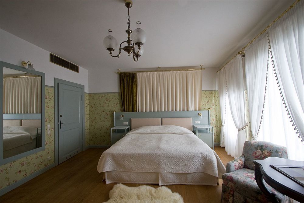 Antonius Hotel Тарту Экстерьер фото